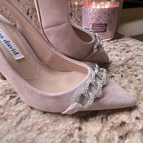 New Charles David Reeling Slingback Pump - Picture 2 of 9